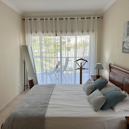 Charmant Appartement A 1Km De La Plage, Avec Piscine A Albufeira Eksteriør bilde