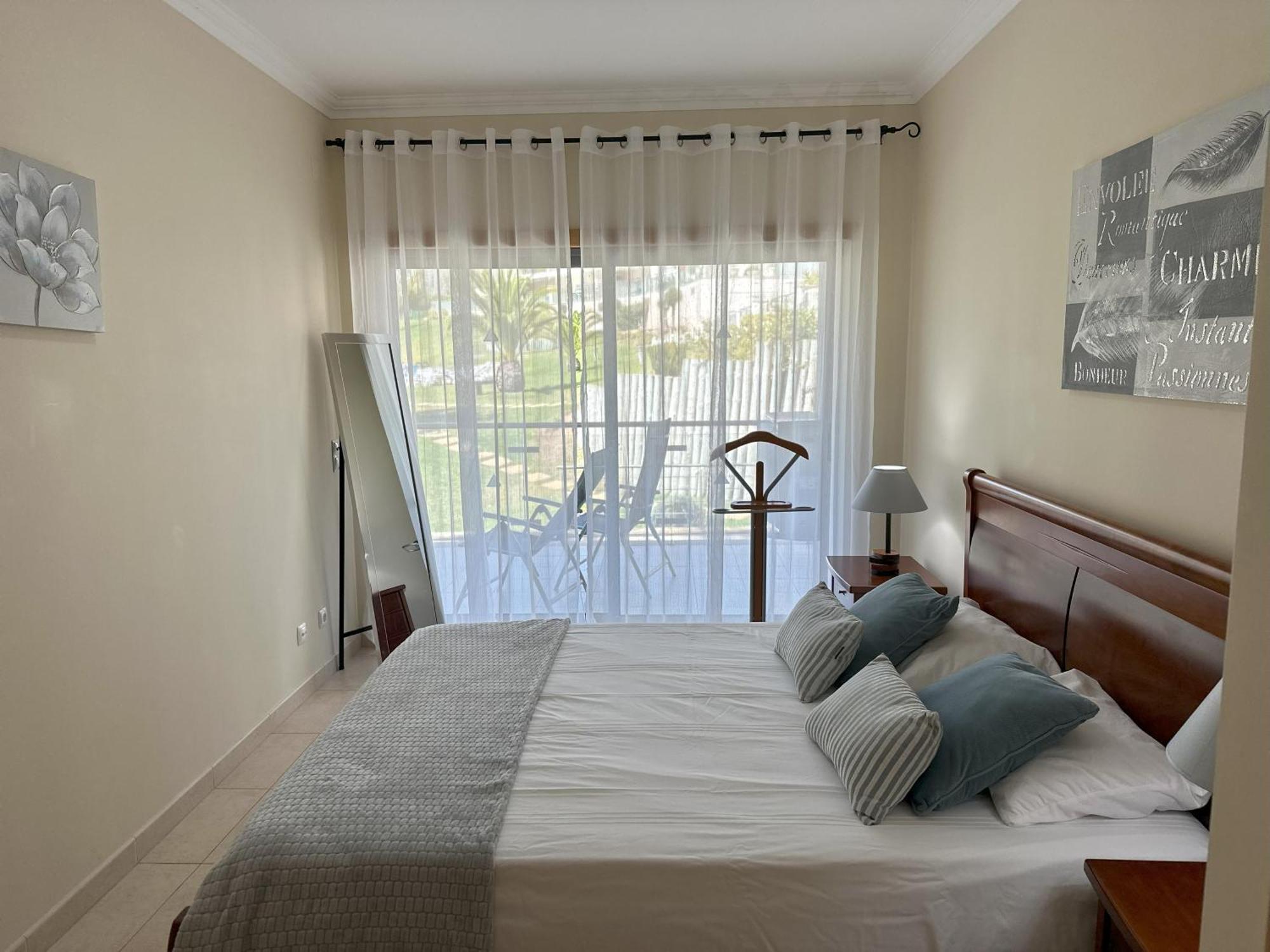 Charmant Appartement A 1Km De La Plage, Avec Piscine A Albufeira Eksteriør bilde